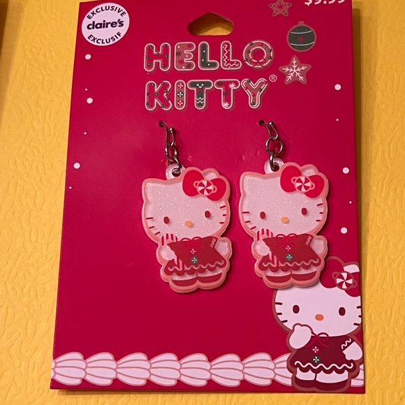 Hello Kitty Christmas earrings bundle - Picture 2 of 7